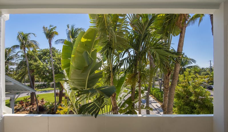Hawks Cay Resort - Island View Room Balcony
